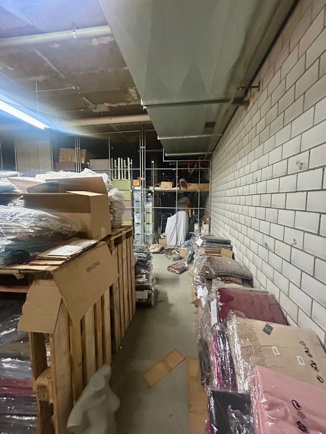Compartiment de cave de 80m², photo 4 sur 4