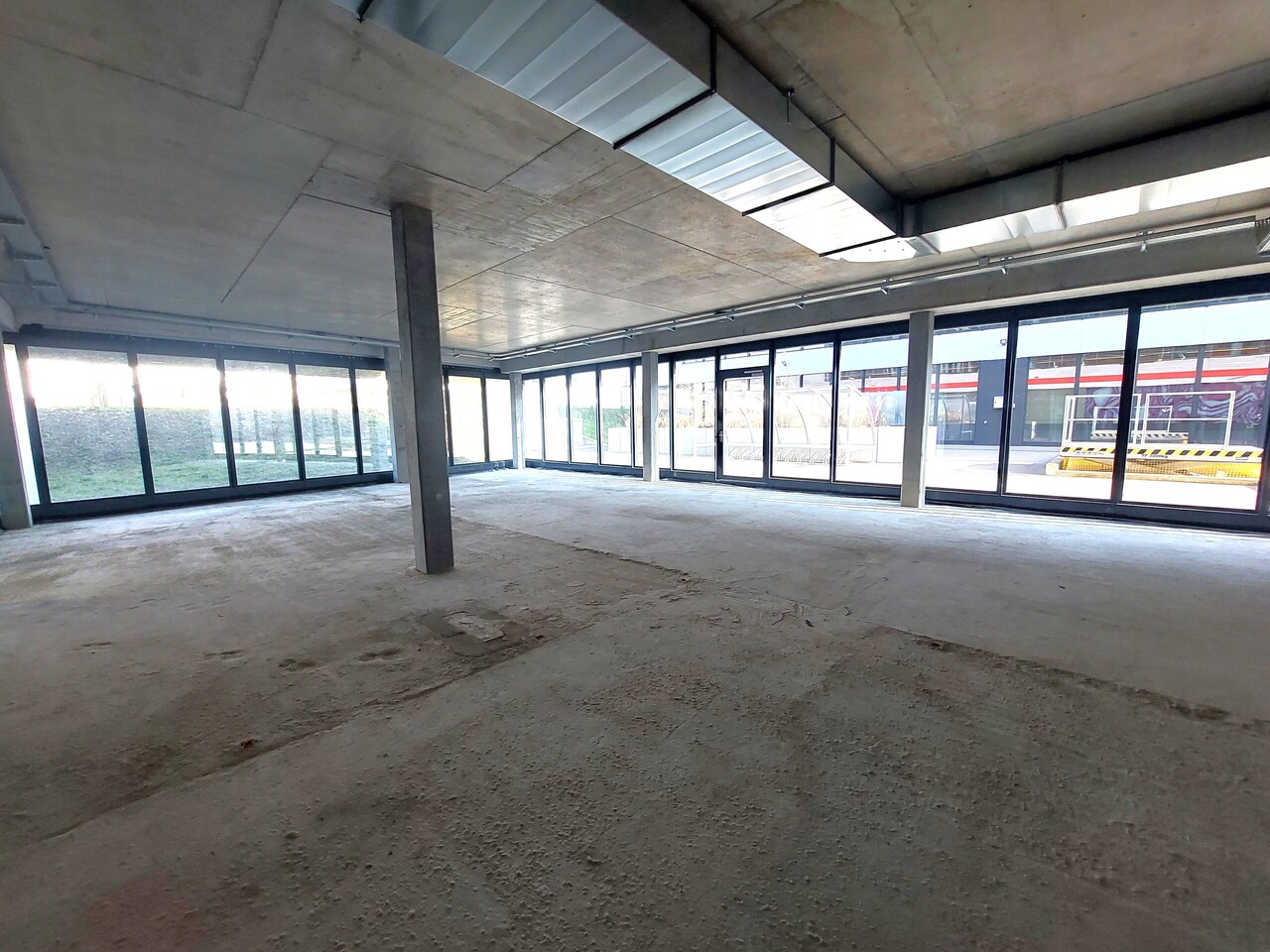 210m² commerciale