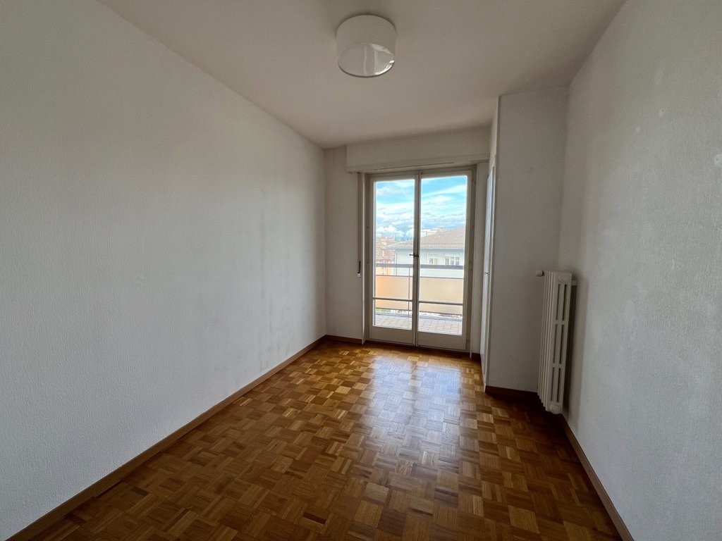 3 rooms apartment, photo 1 sur 8
