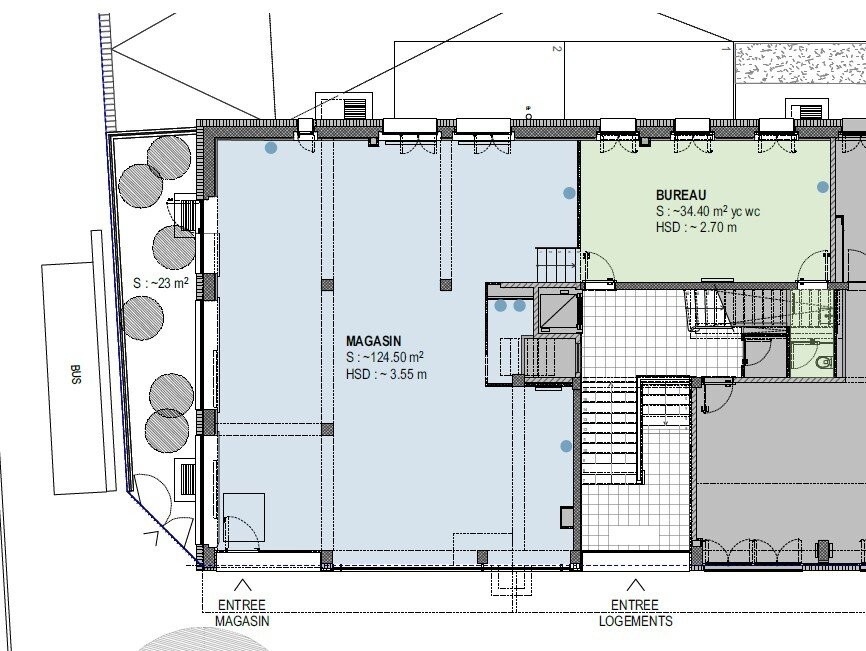 128m² shop, photo 3 sur 3