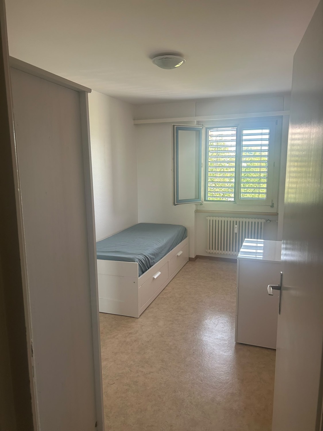 Chambre en colocation, photo 1 sur 6