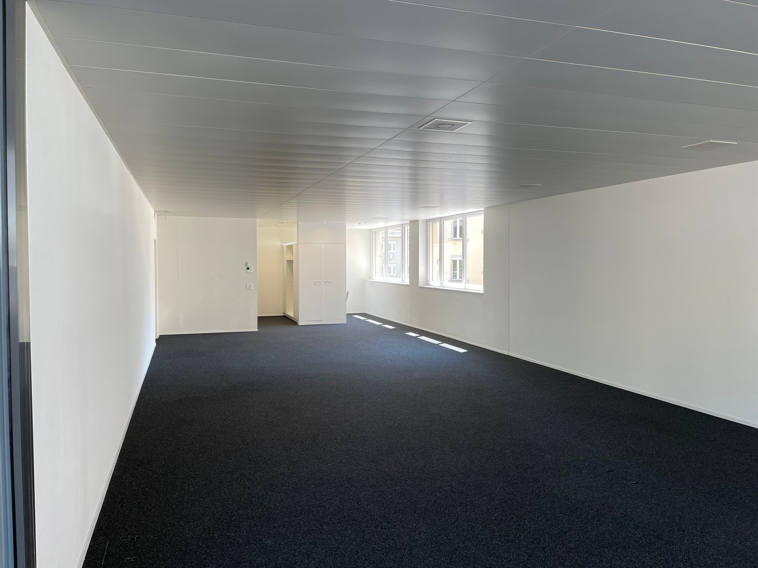 106m² bureau