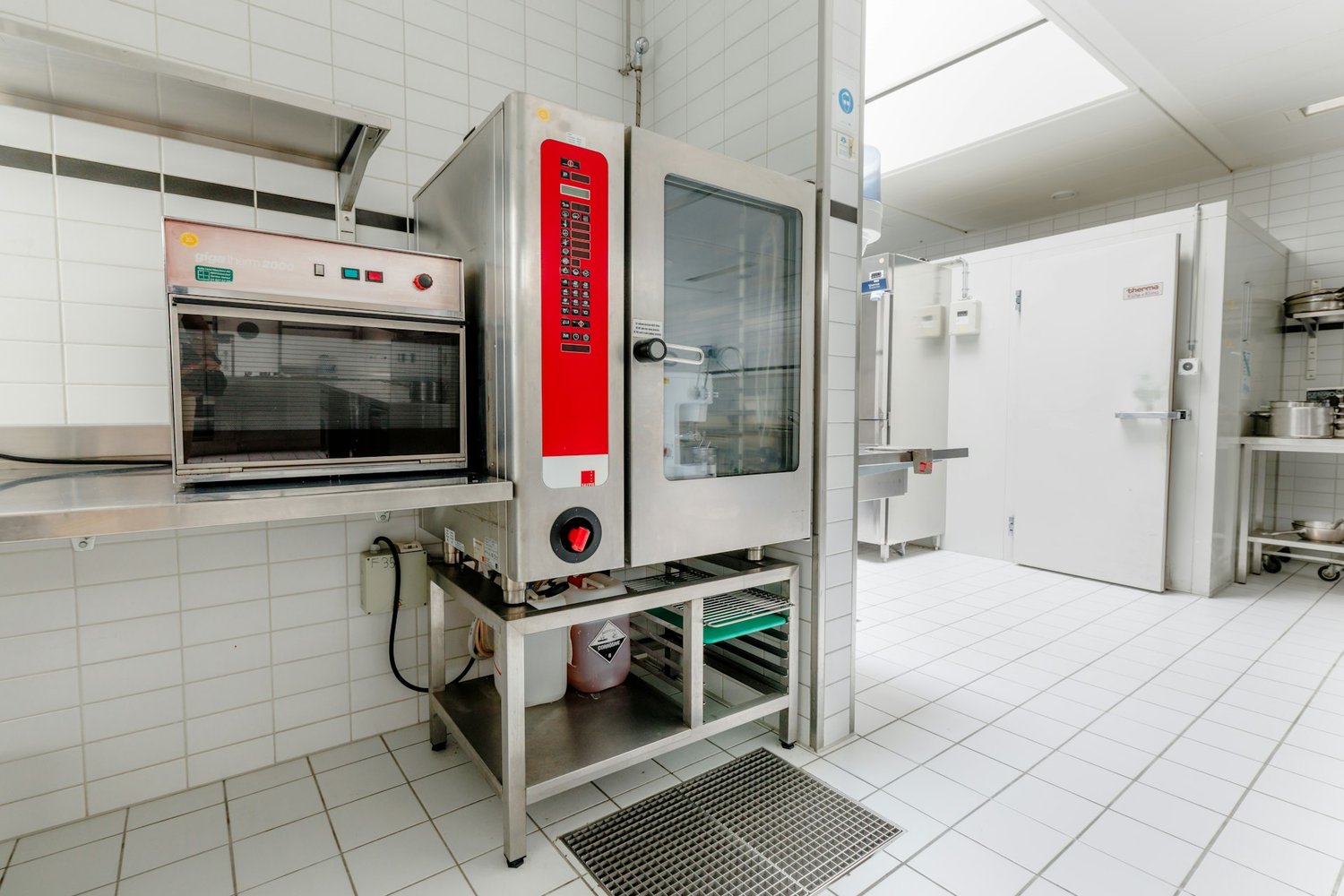 201m² commercial, photo 6 sur 10