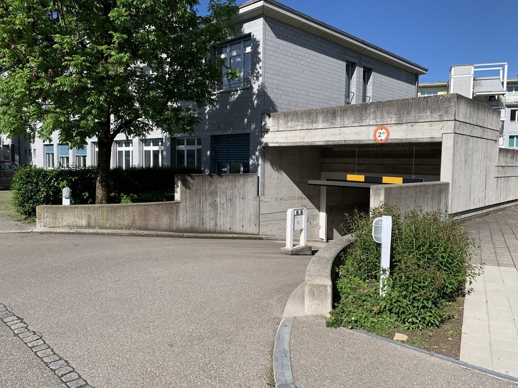 Double garage, photo 2 sur 2