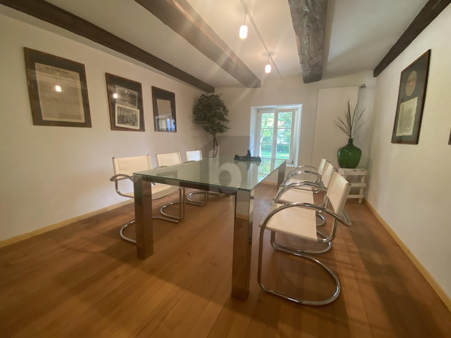 Bureau de 144m², photo 4 sur 4