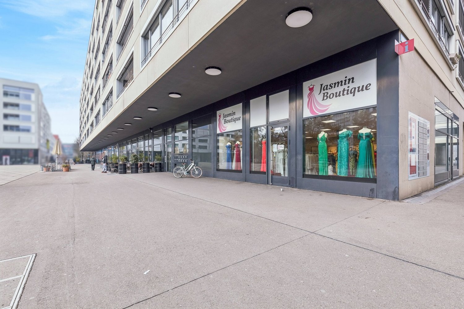 Magasin de 147m²