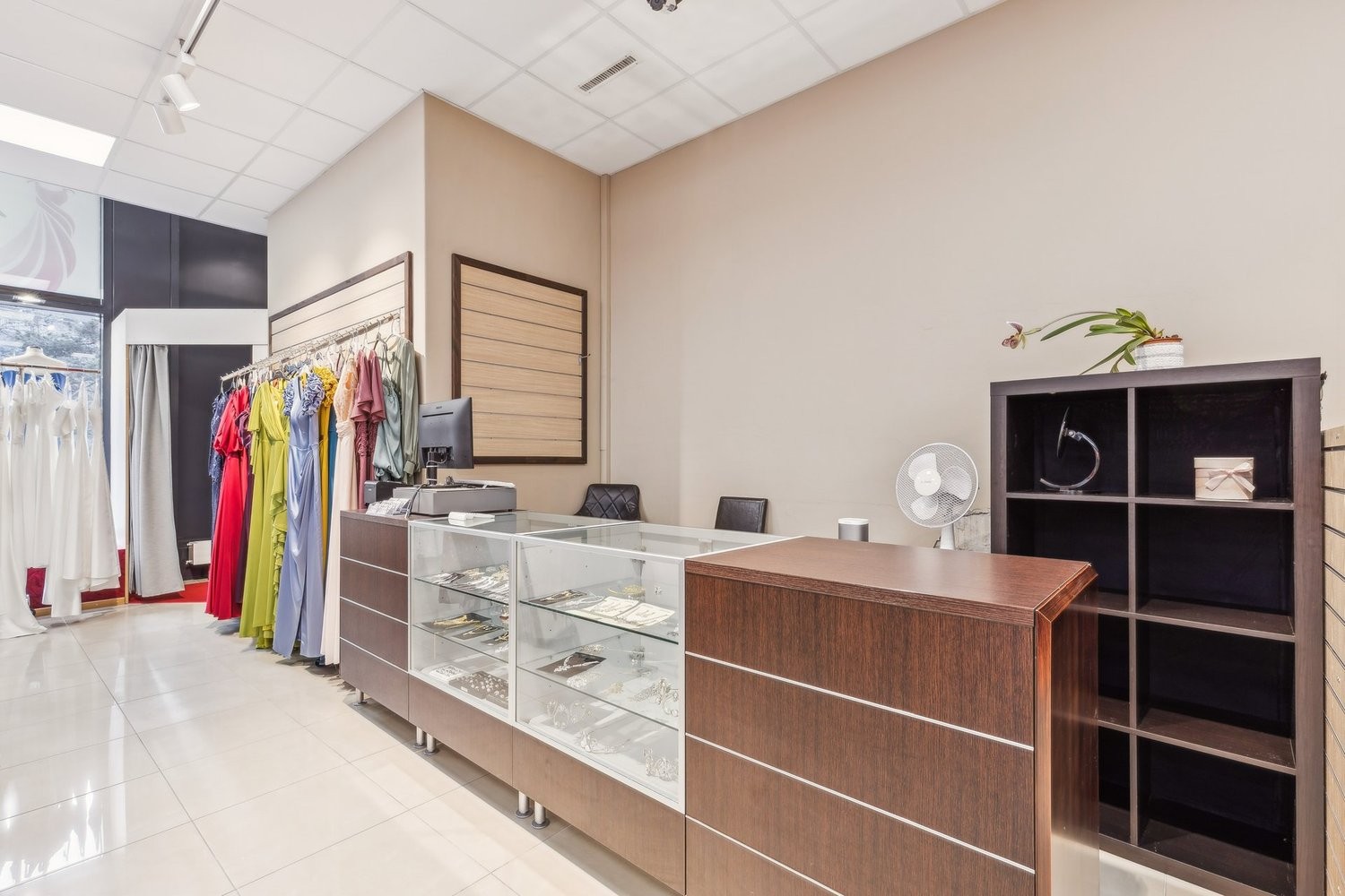 Magasin de 147m²