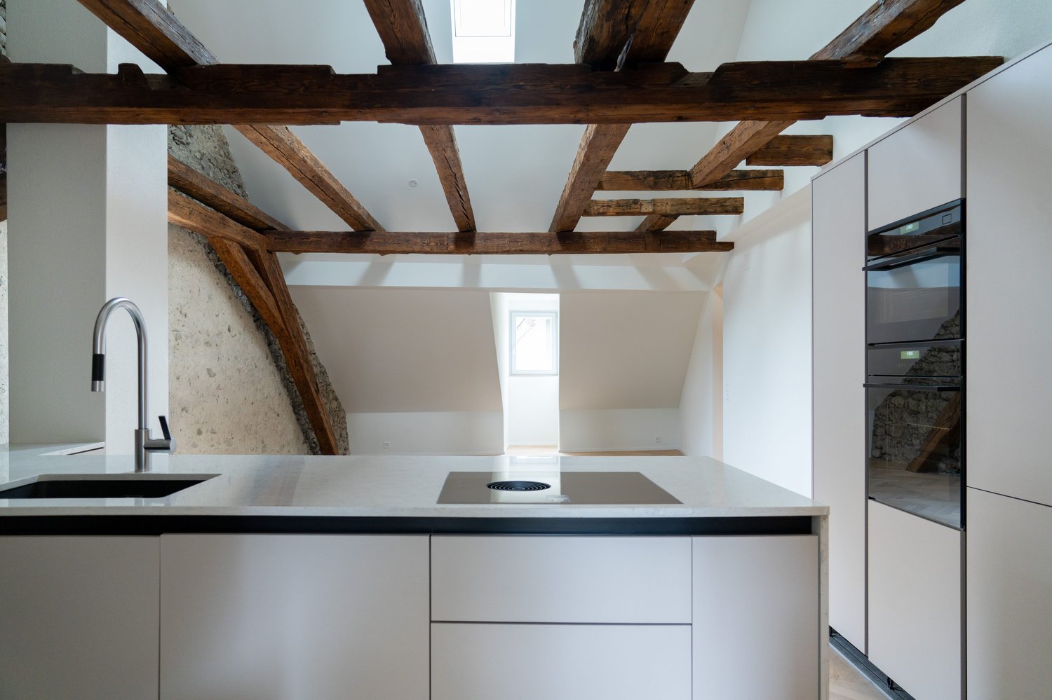 4 ½ room attic flat