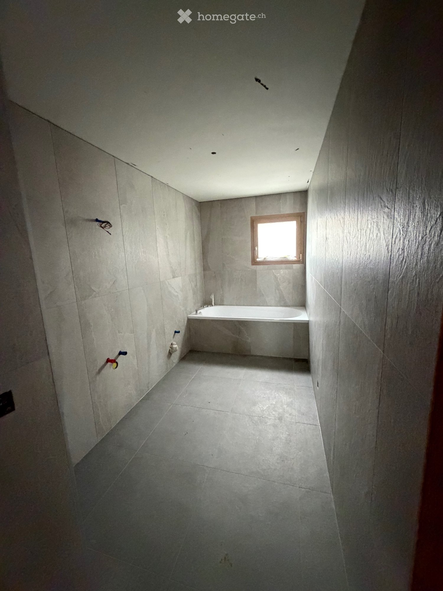 5 rooms apartment