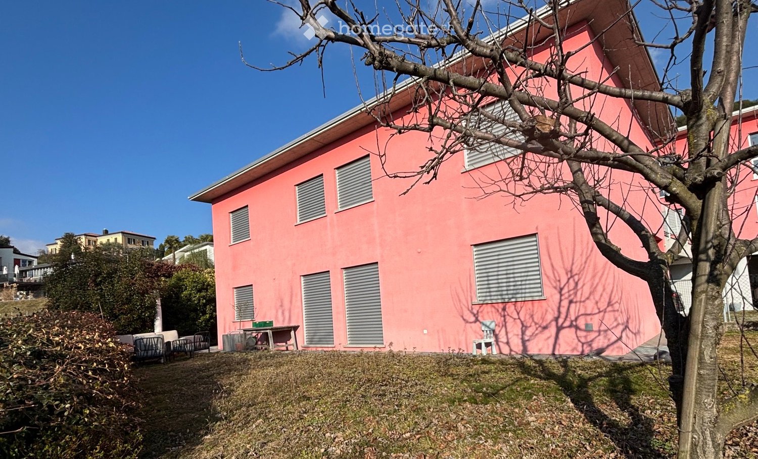 8-Zimmer-Einfamilienhaus