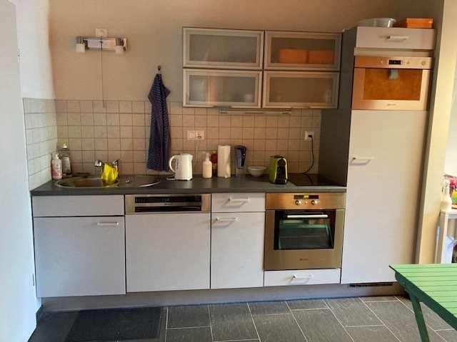 160m² commercial