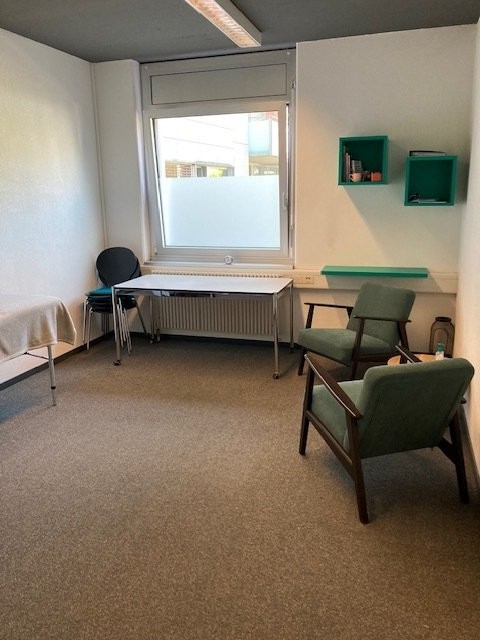 160m² commercial