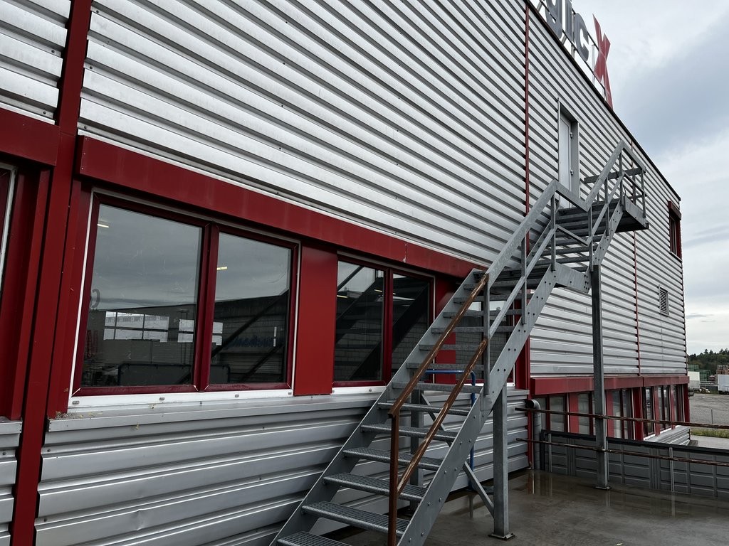 Local de stockage de 564m²