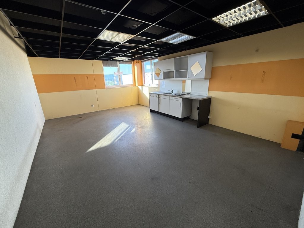 Local de stockage de 564m²