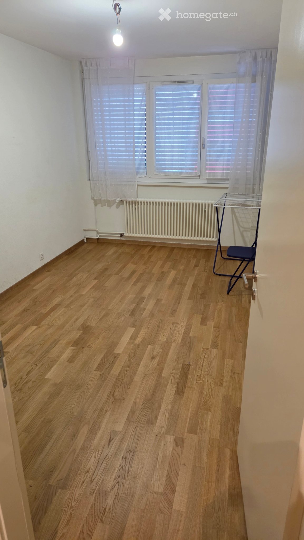 2 room single room, photo 1 sur 3