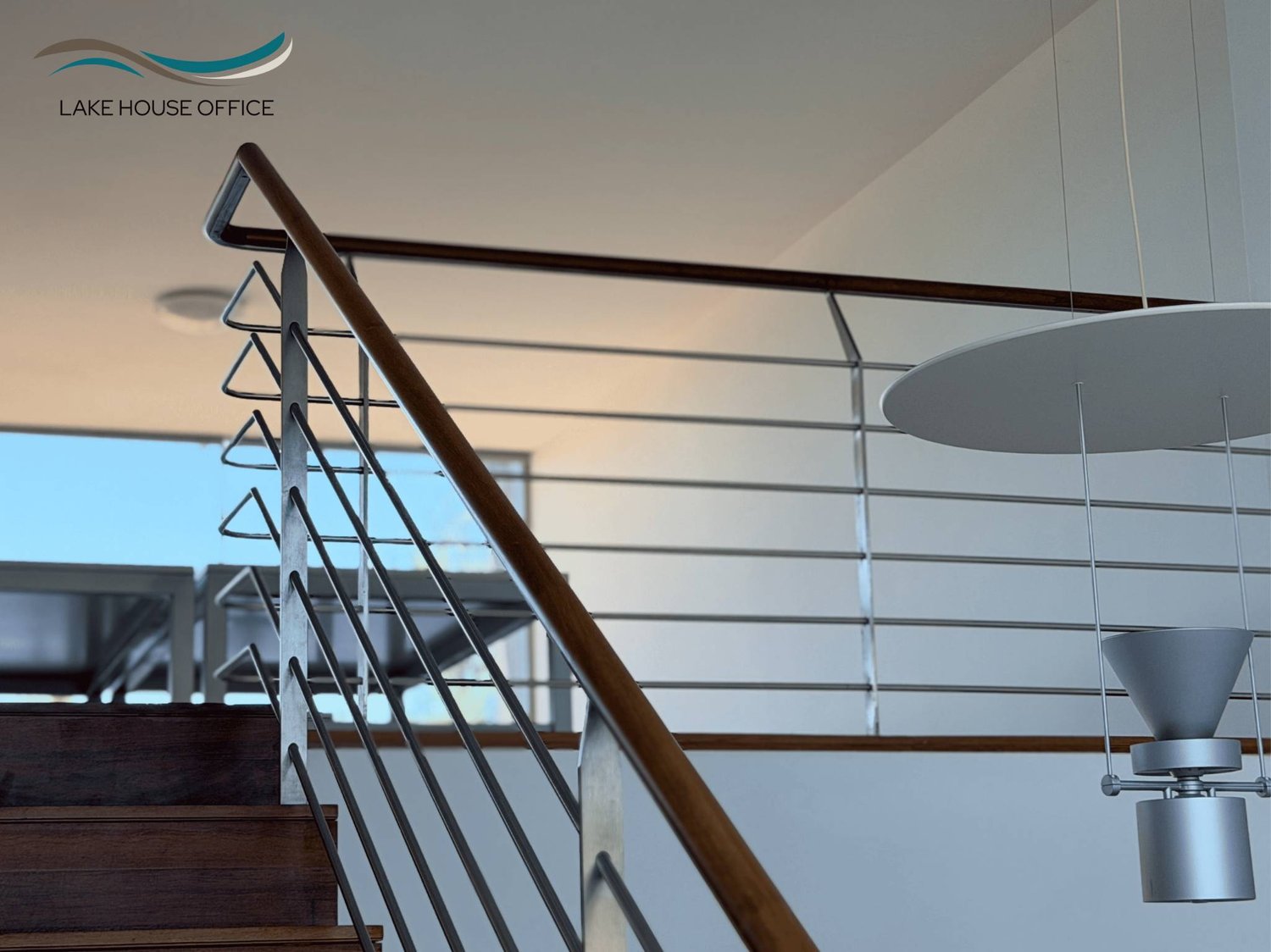 800m² office