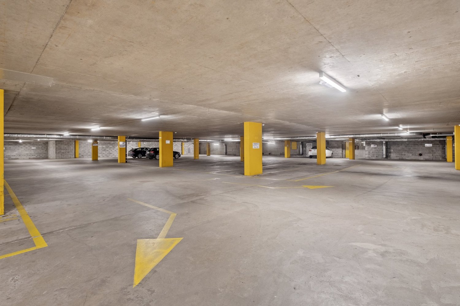 640m² office, photo 7 sur 8