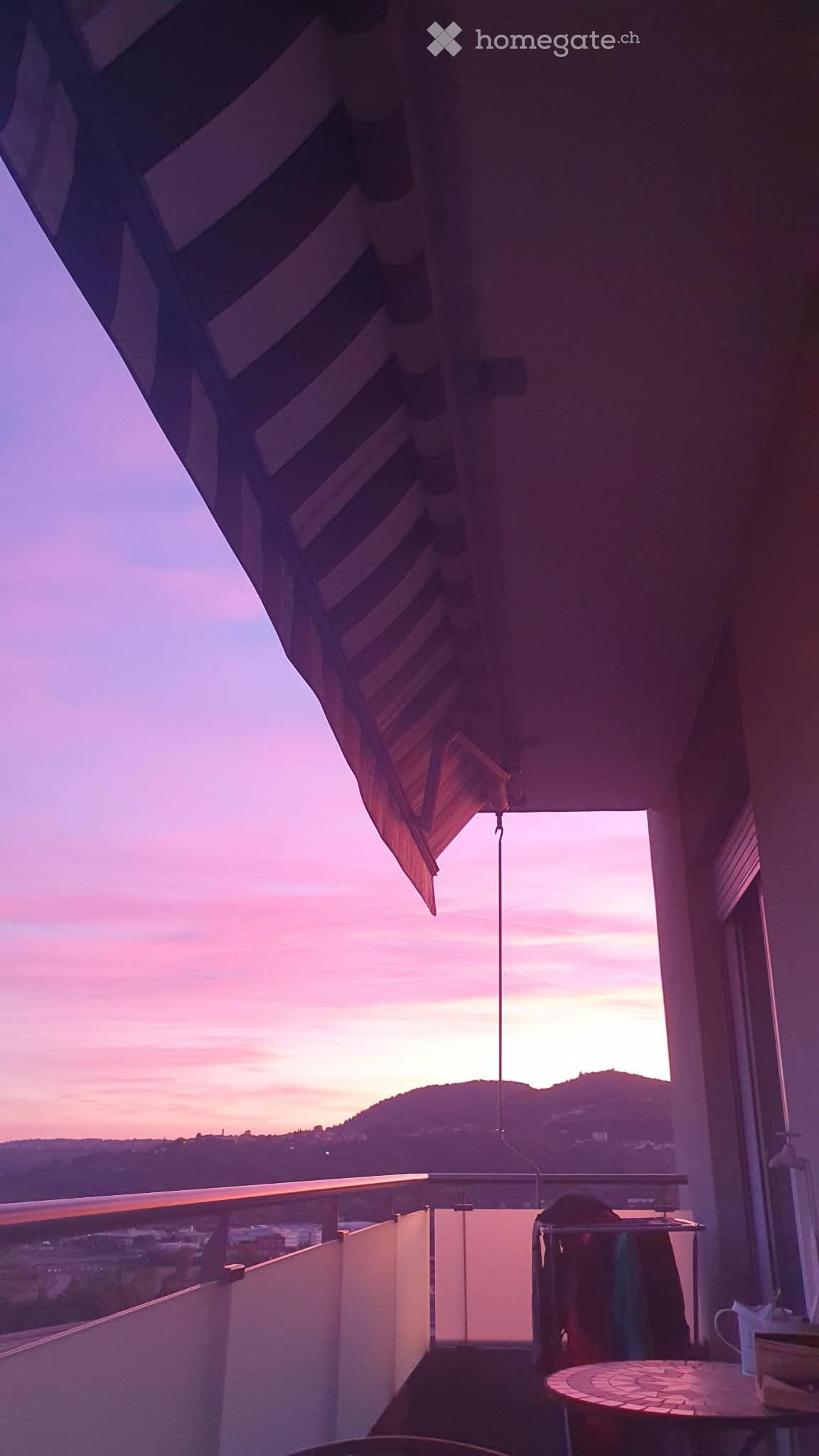 Appartement de 2.5 pièces à Balerna, disponible dès le 1.11.26 pour reprise.
990 chf mensuels charges comprises, avec décompte en fin d'année.
tel 079.4730656, photo 4 sur 5