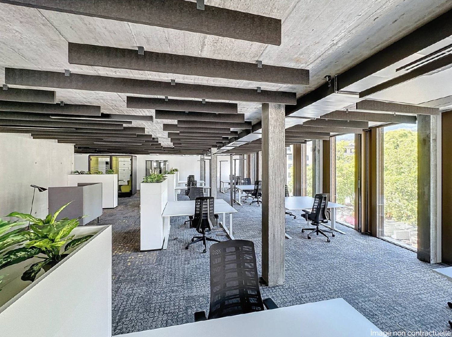 73m² office