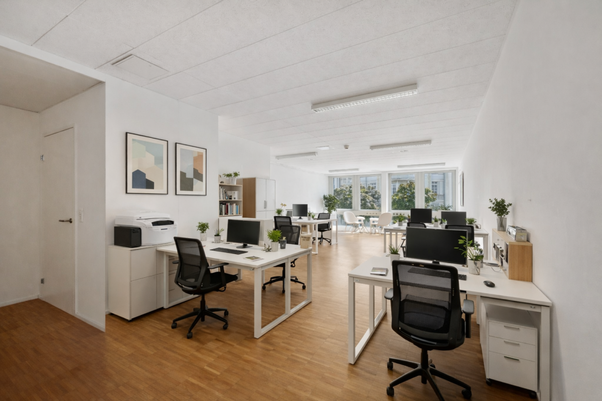 157m² cabinet
