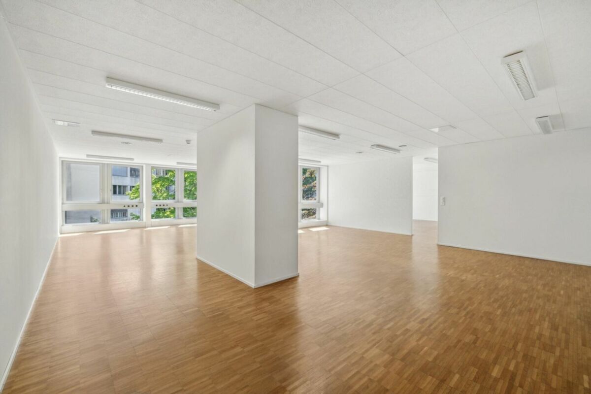 157m² cabinet