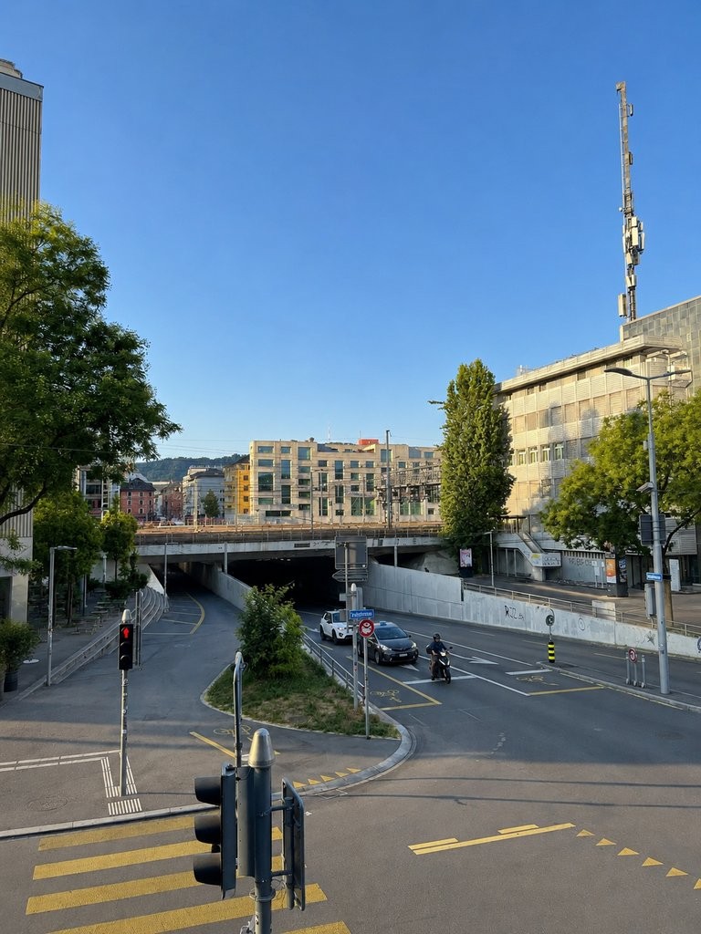965m² commercial, photo 4 sur 10