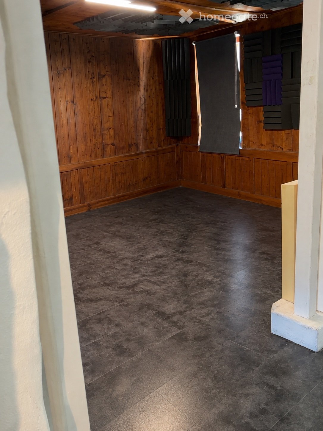 Appartement de 4 pièces en duplex idéal au cœur de la vieille ville
colocation
Jeune couple
ou personne solo pas de place de parc et chauffage électrique

Personne ayant des poursuites pas accepté merci

Mais ne convient pas au personne âgée ou au enfants