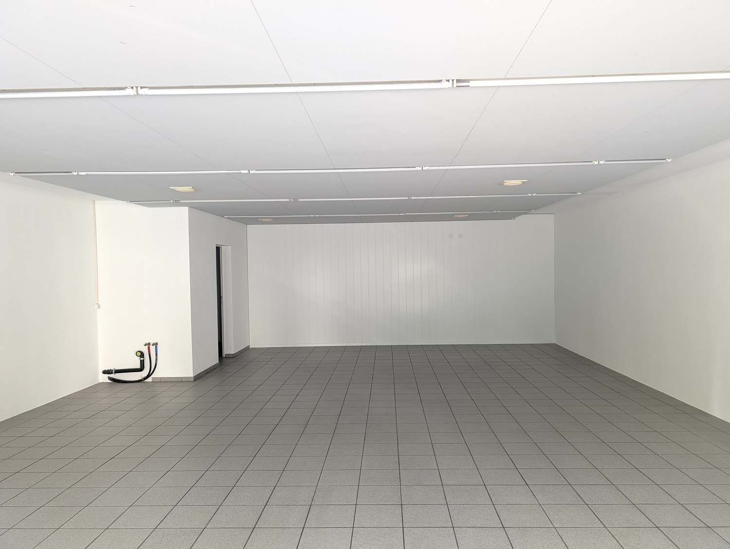 Negozio di 84m²