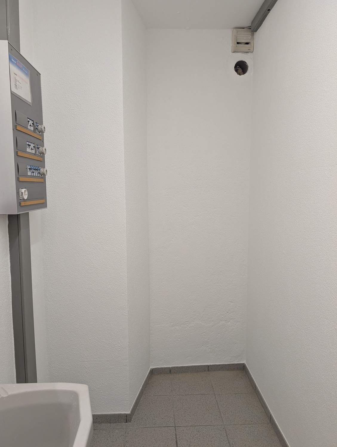 Negozio di 84m²