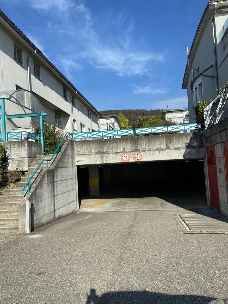 Place de parc souterrain, photo 3 sur 3
