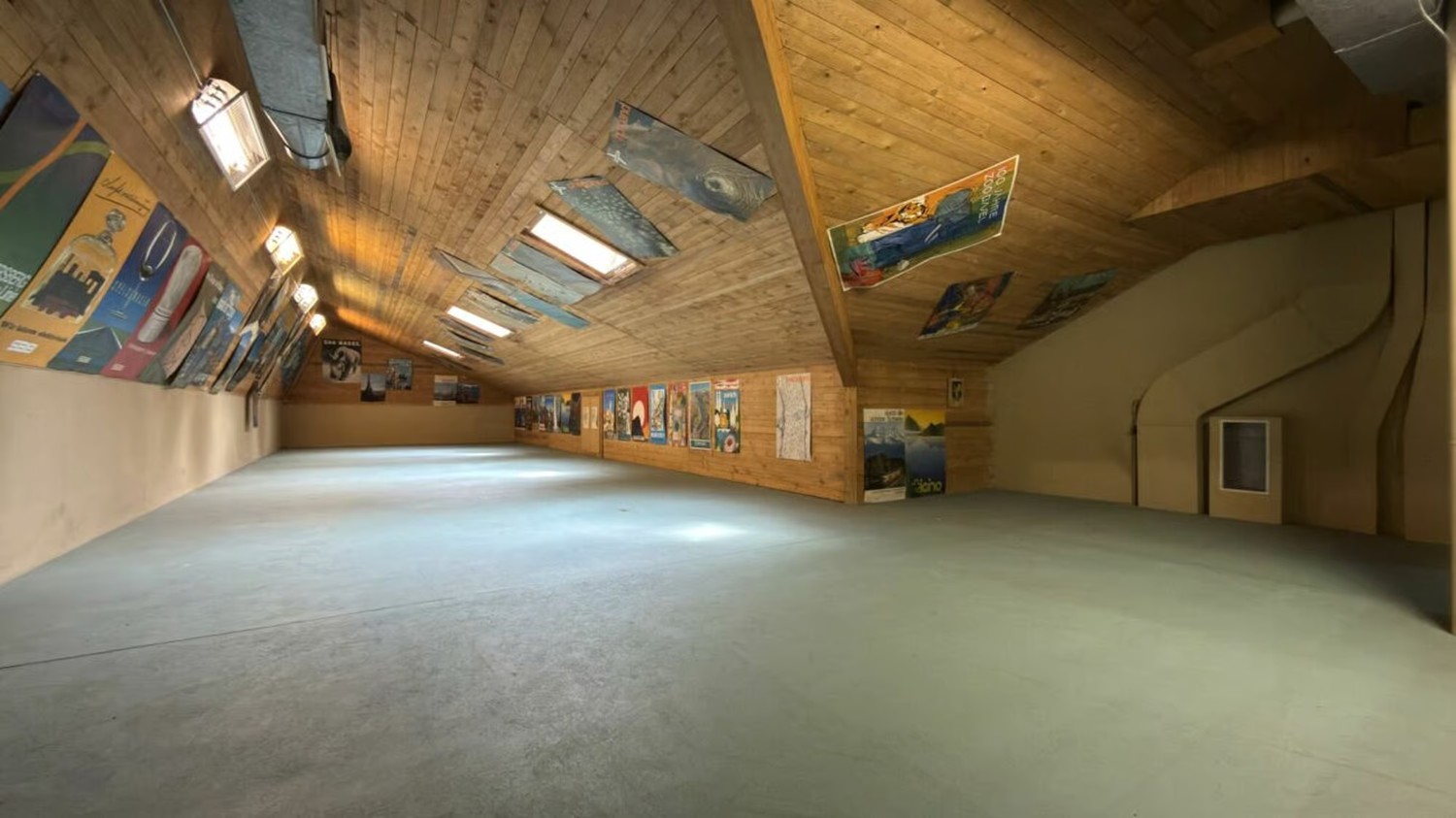 maison individuelle de 10 pièces, photo 3 sur 10