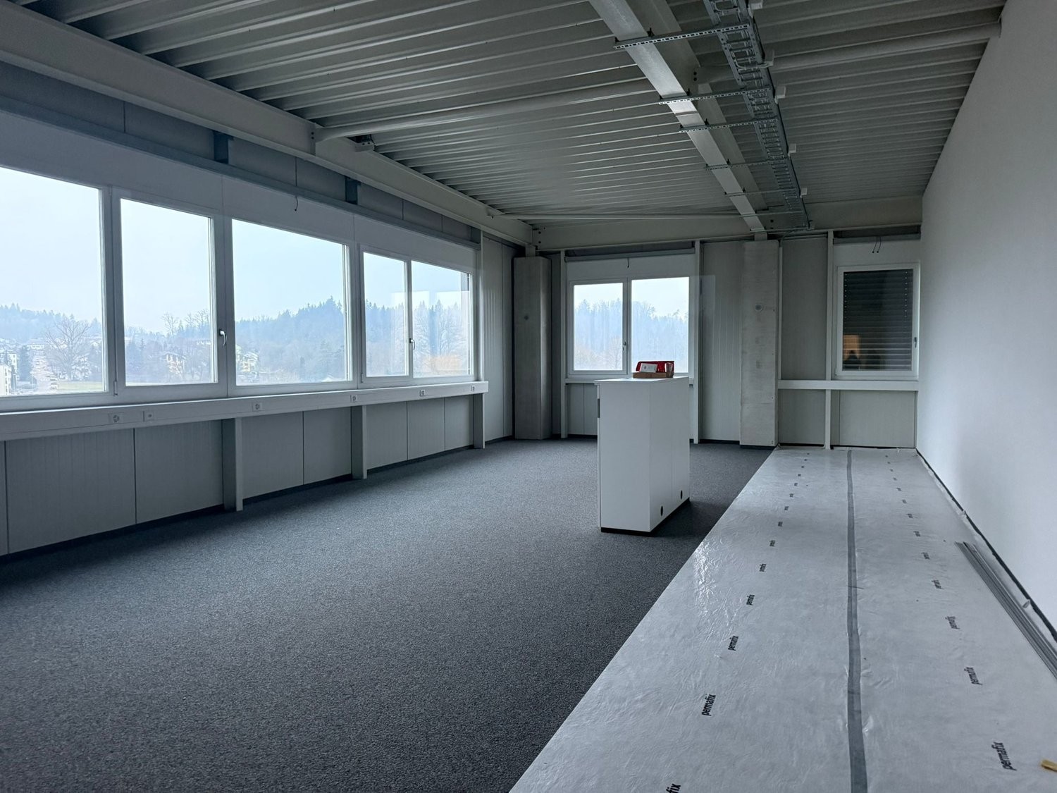 91m² bureau, photo 3 sur 5