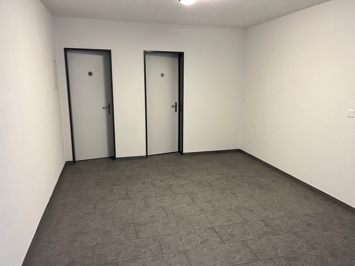 Bureaux de 63-63m², photo 4 sur 7