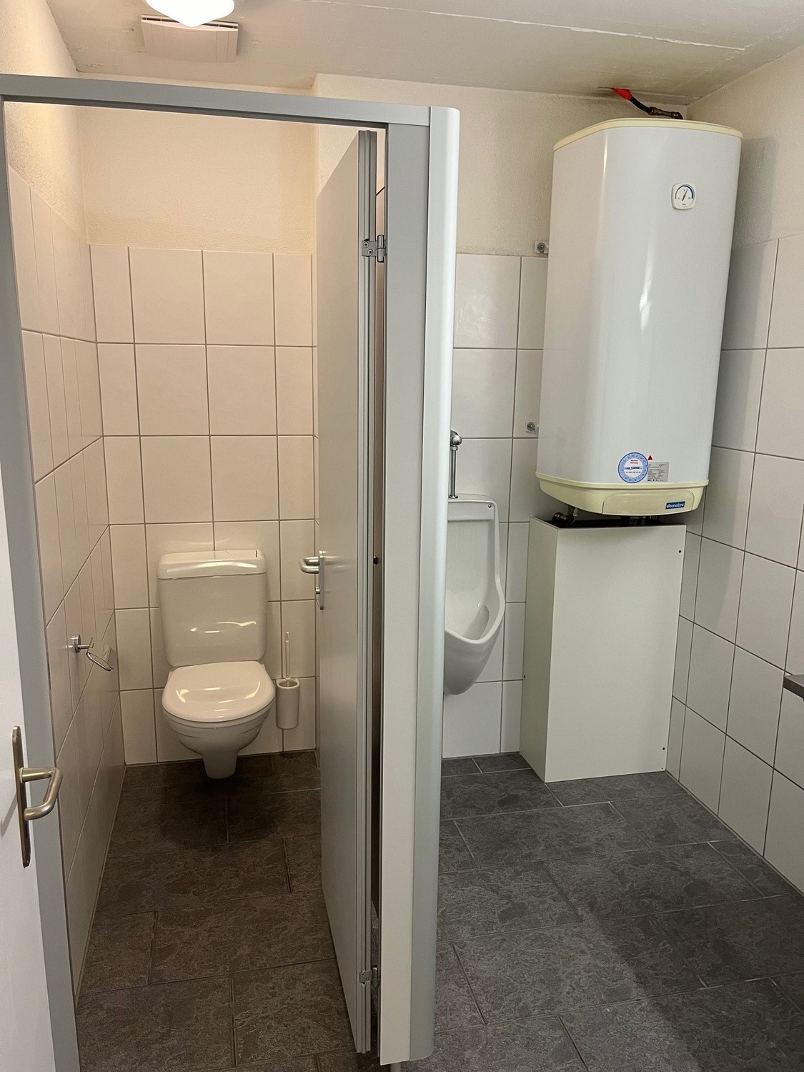 Bureaux de 63-63m², photo 6 sur 7