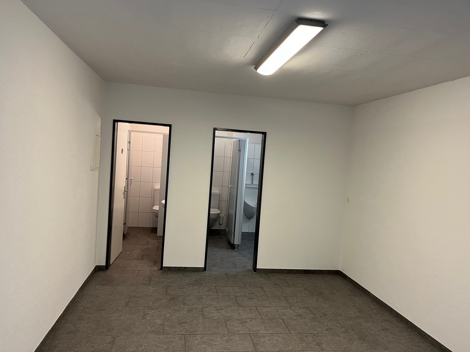 Bureaux de 63-63m², photo 5 sur 7