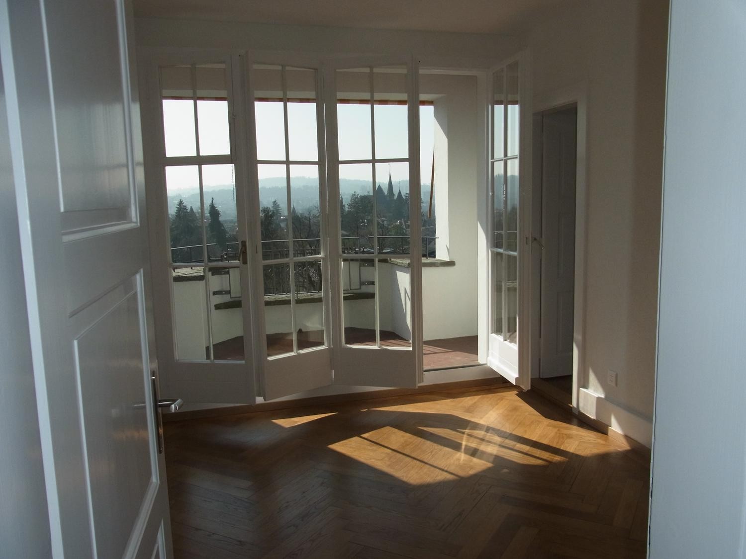Appartement de 5 pièces, photo 1 sur 7