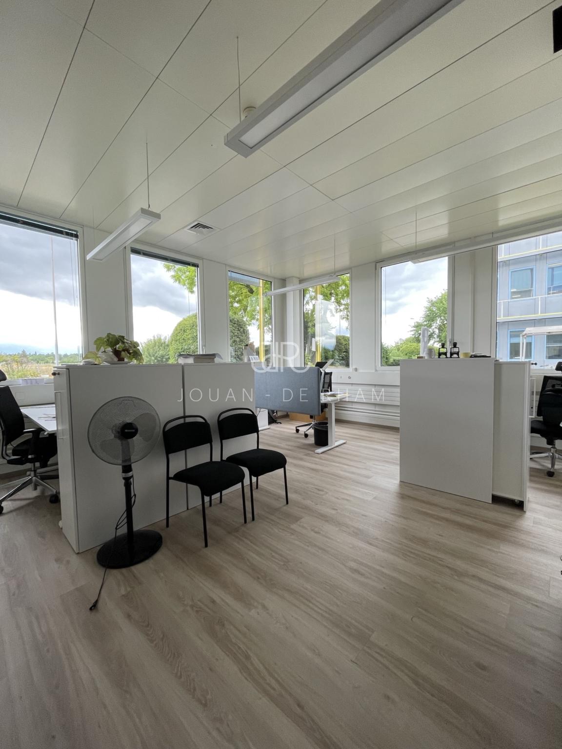 526m² office, photo 6 sur 8
