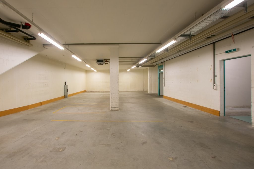Magasin de 1495m², photo 6 sur 9