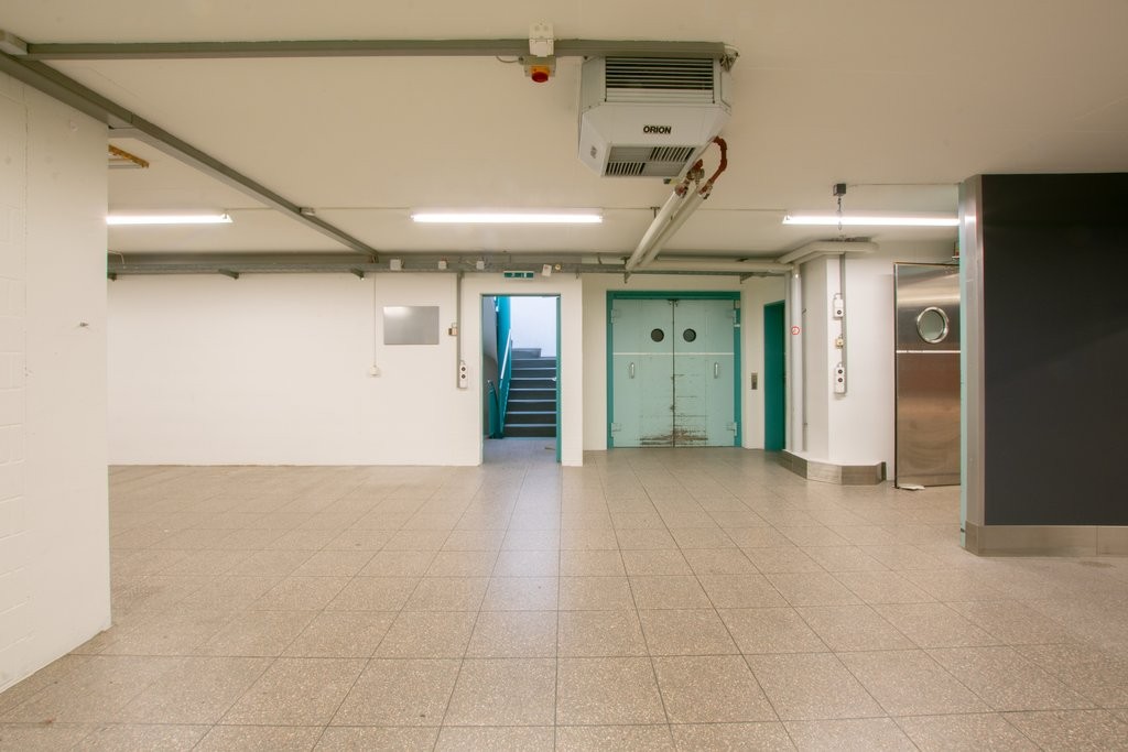 Magasin de 1495m², photo 5 sur 9