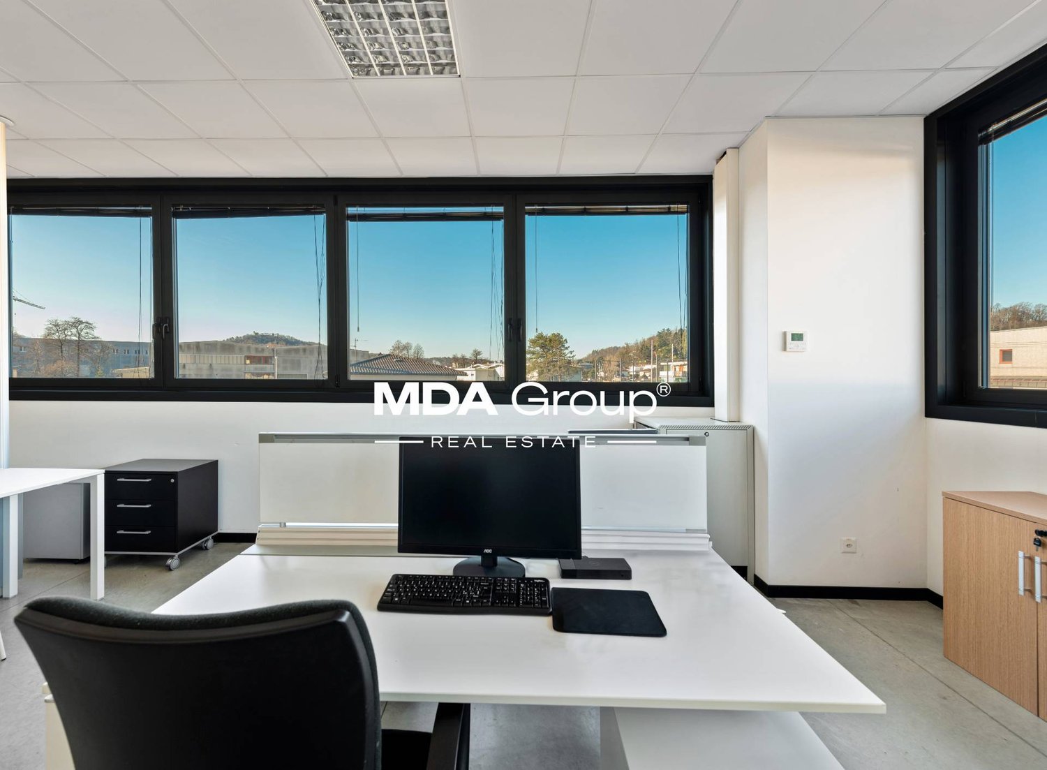1450m² bureau, photo 3 sur 10
