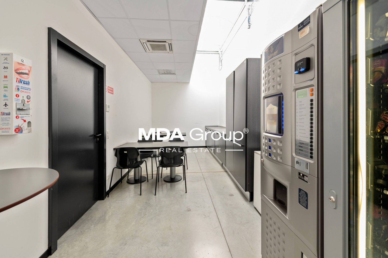 1450m² bureau, photo 8 sur 10