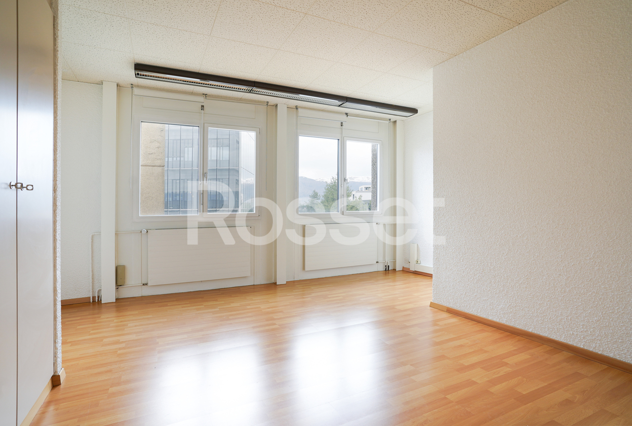 Bureau, photo 2 sur 2