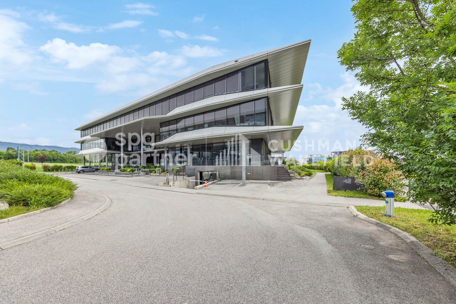 804m² office