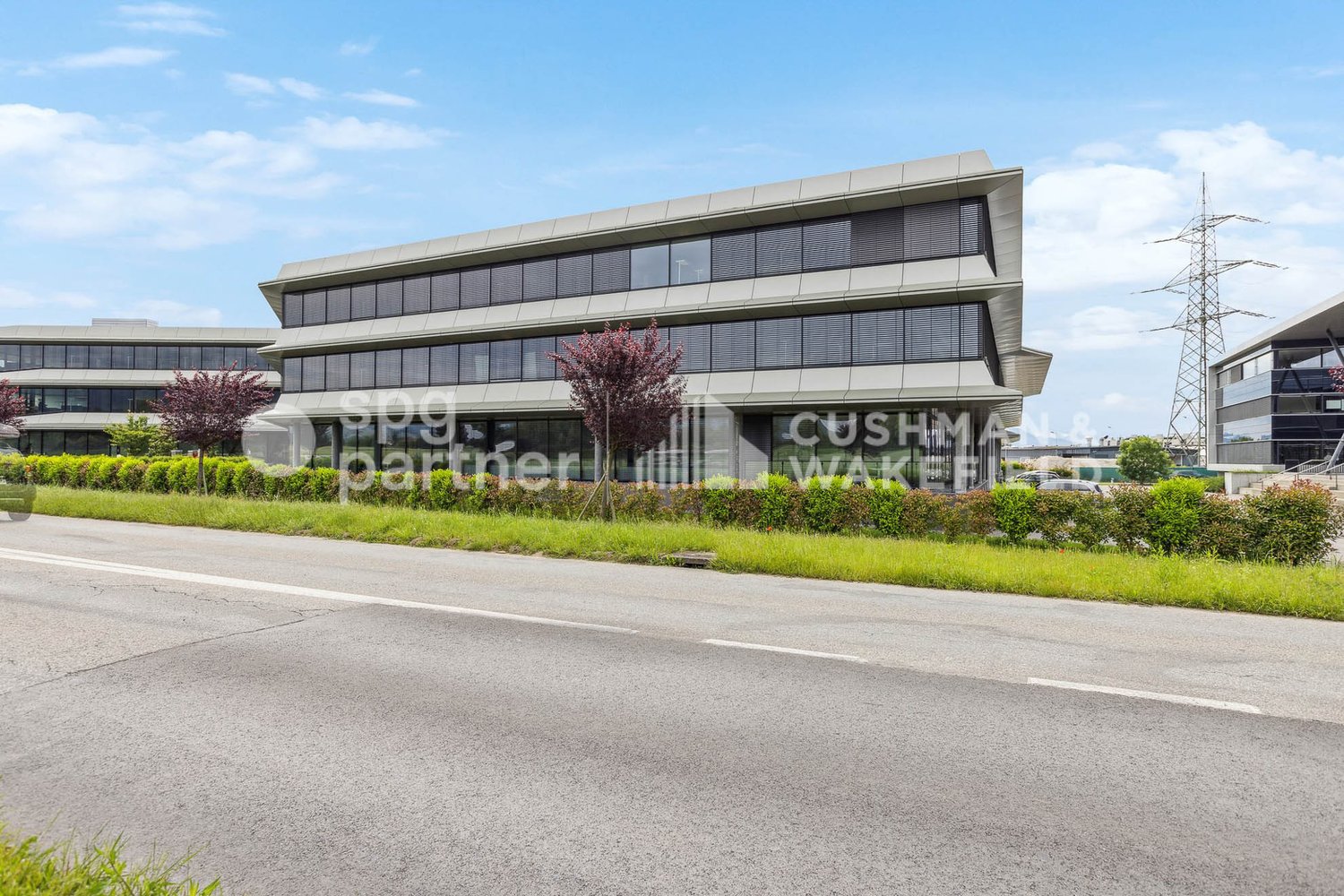 804m² office