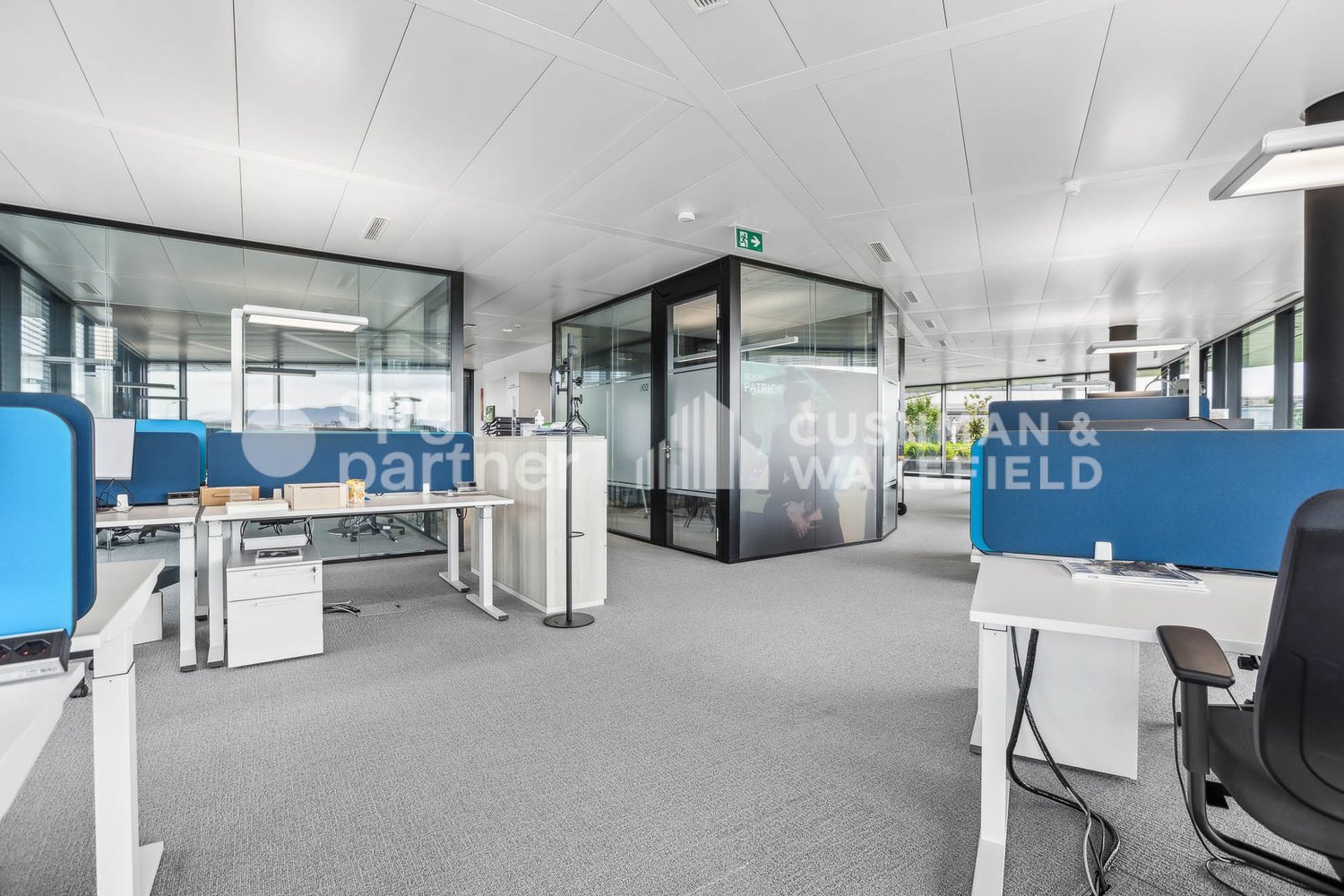804m² office