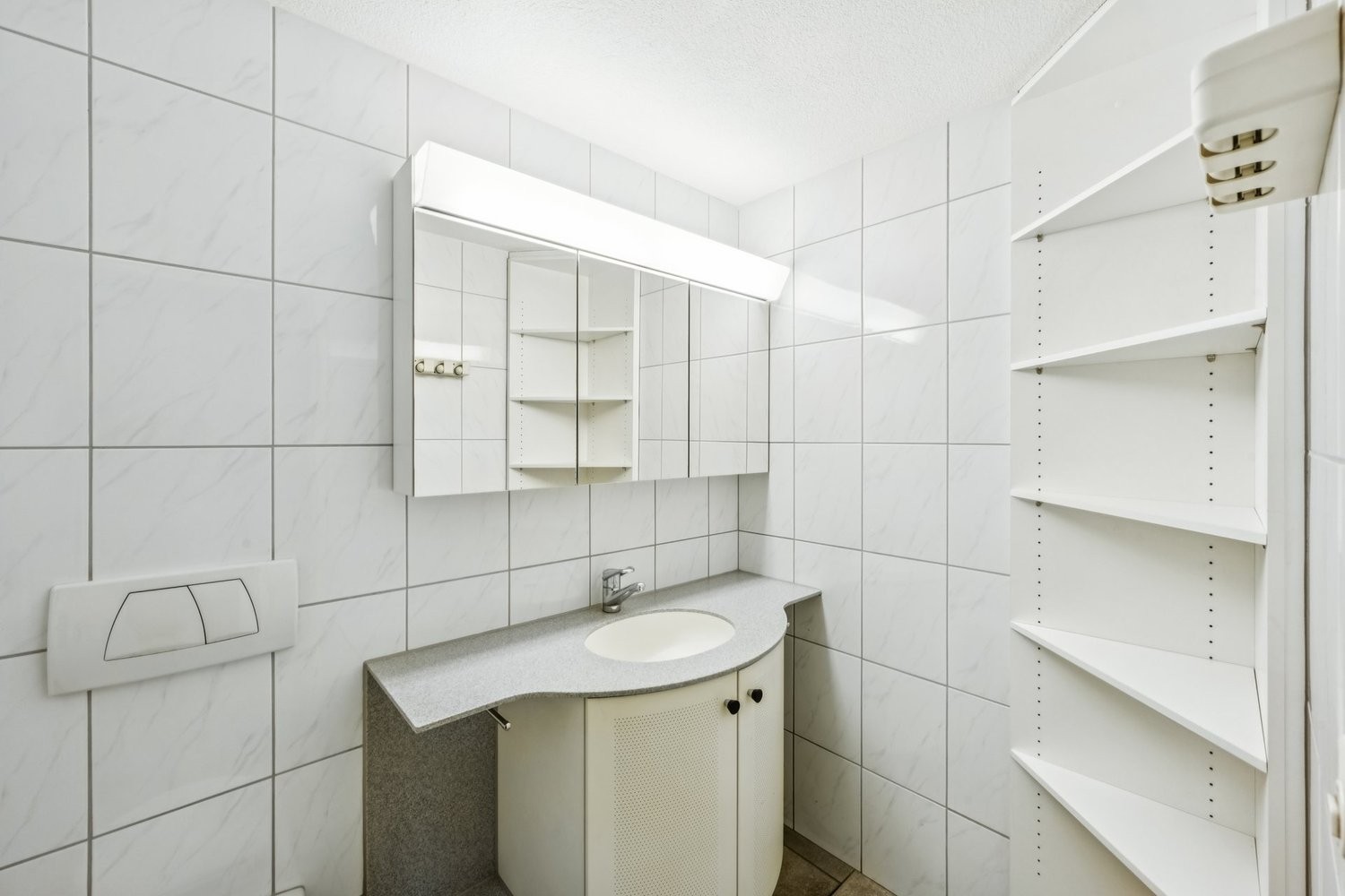 81m² commercial, photo 4 sur 10