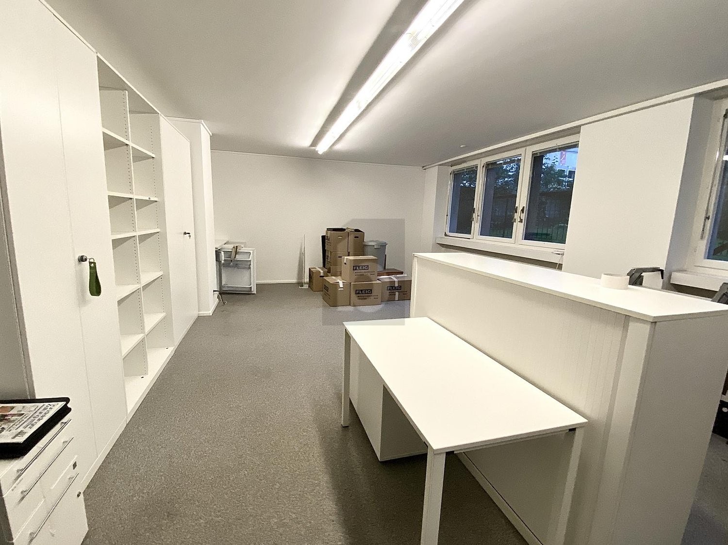 Bureau de 117m², photo 2 sur 3