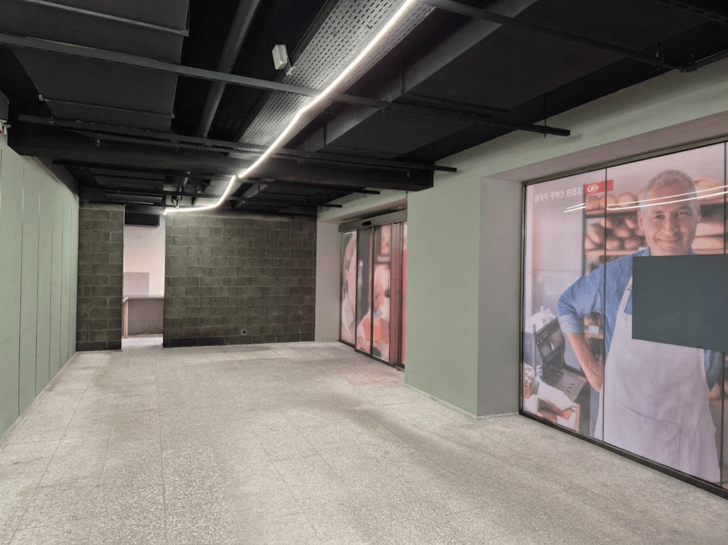 Magasin de 67m²