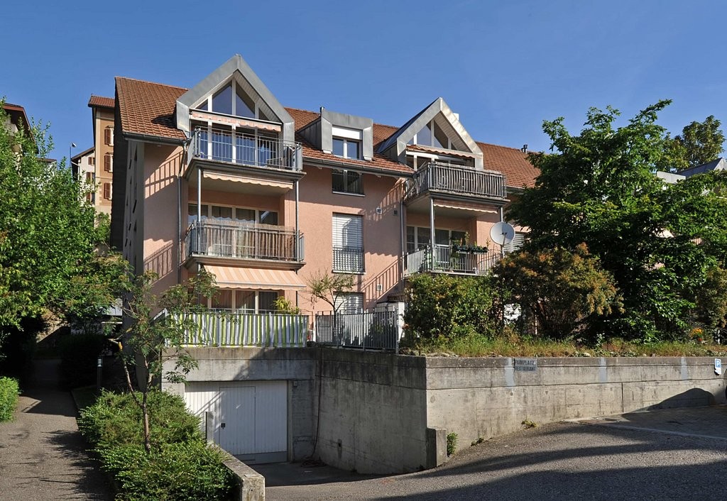 Place de parc en garage couvert à Bözingen 

Vous êtes à la recherche d'une possibilité de stationnement dans le quartier de Bözingen ? 

Alors nous avons ce qu'il vous faut ! 

  


Place de parc en garage couvert à Bözingen 

  


Prix : CHF 120.00 

Durée minimale du contrat de bail : 3 mois 

Dé