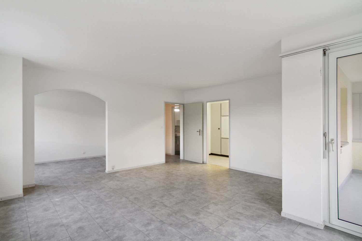 Appartement de 4 pièces, photo 1 sur 7